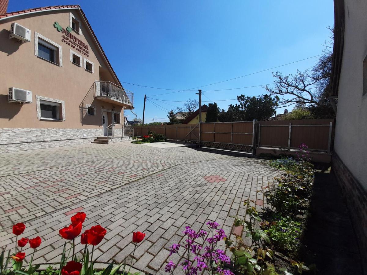 Fortuna Apartman Jula Exterior foto