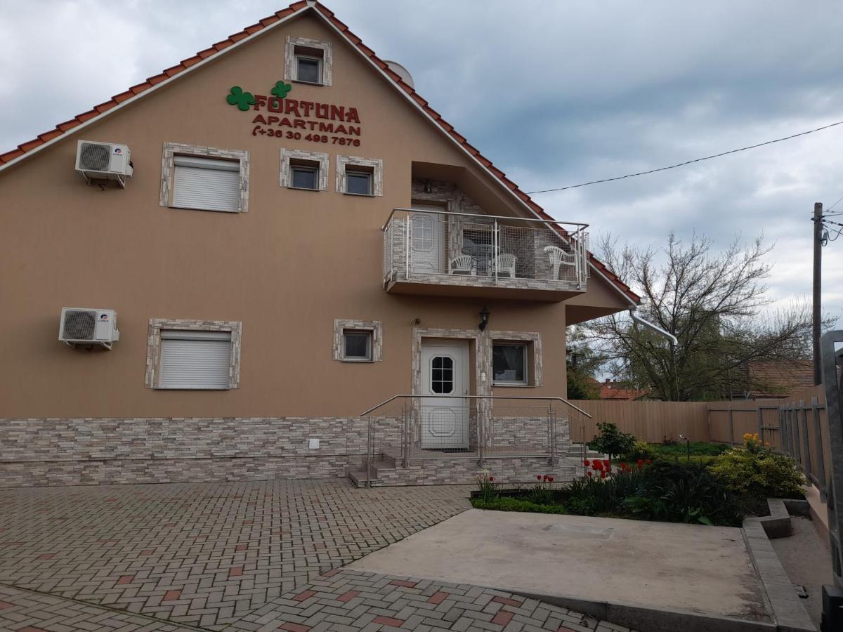 Fortuna Apartman Jula Exterior foto